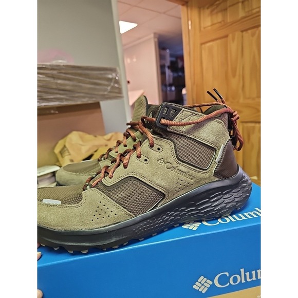 Columbia‎ Benson Mid Hiking Mens  Boots Size 11.5 New